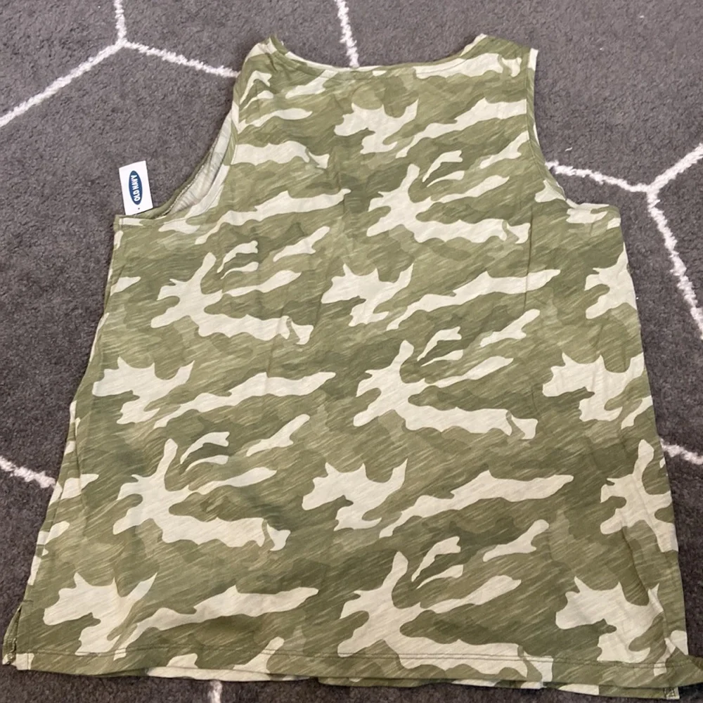 NWT Old Navy Everywear Camo Tank - Picture 5 of 5